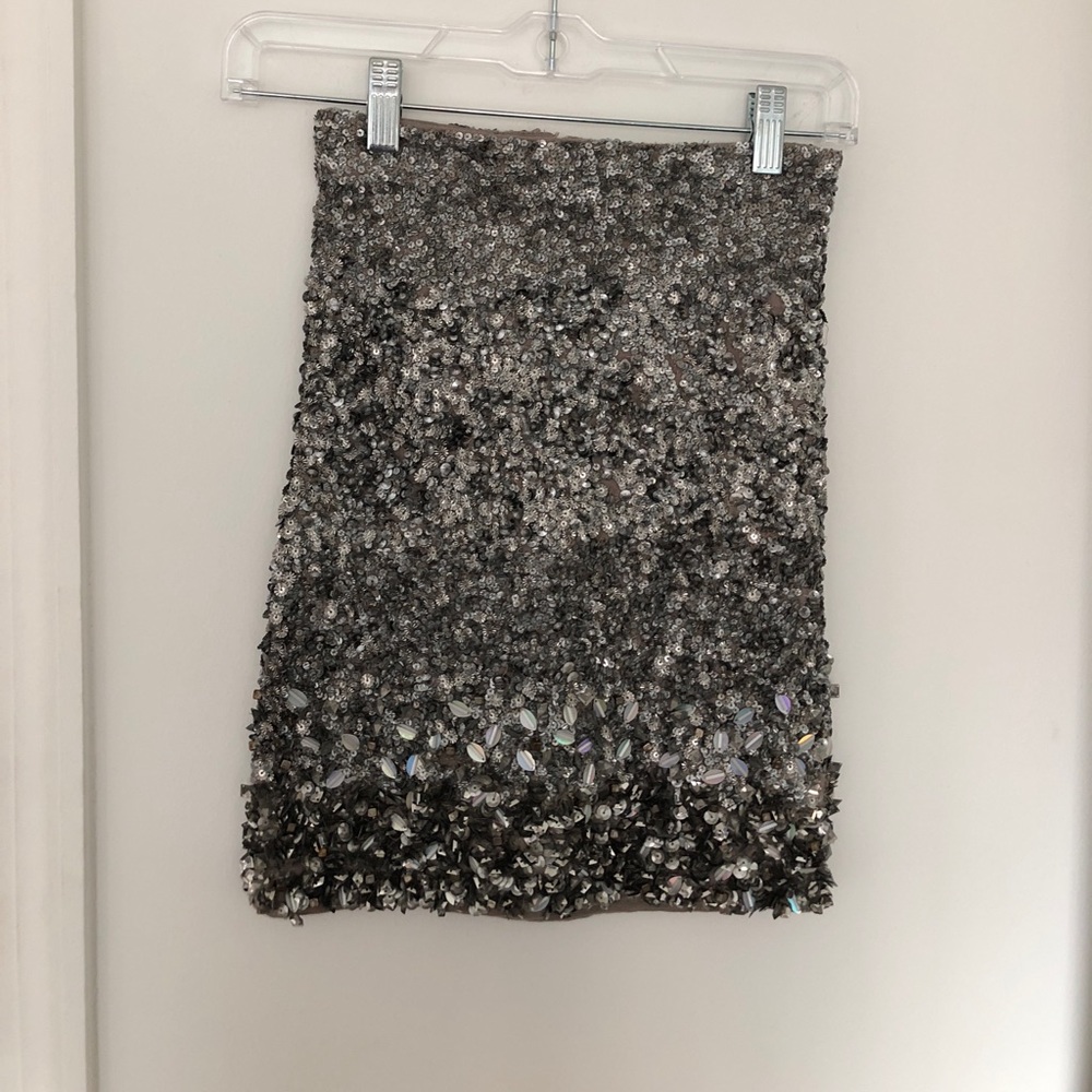 High waist embellished skirt